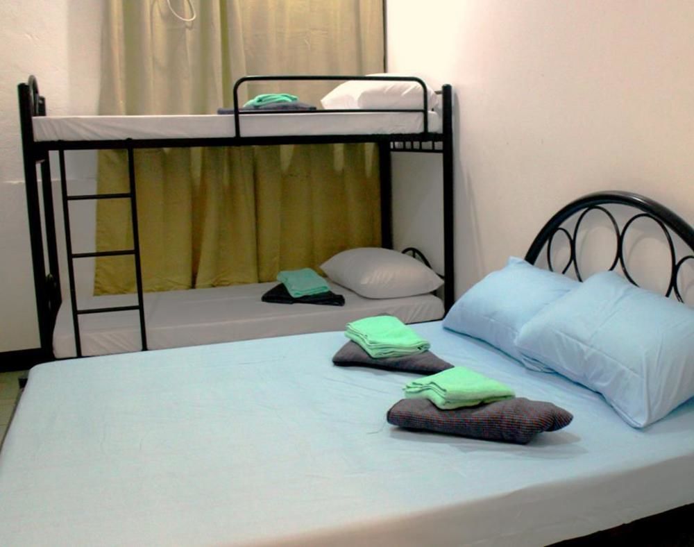 Tagaytay Garden Budgetel - City Center Tagaytay City Exterior photo
