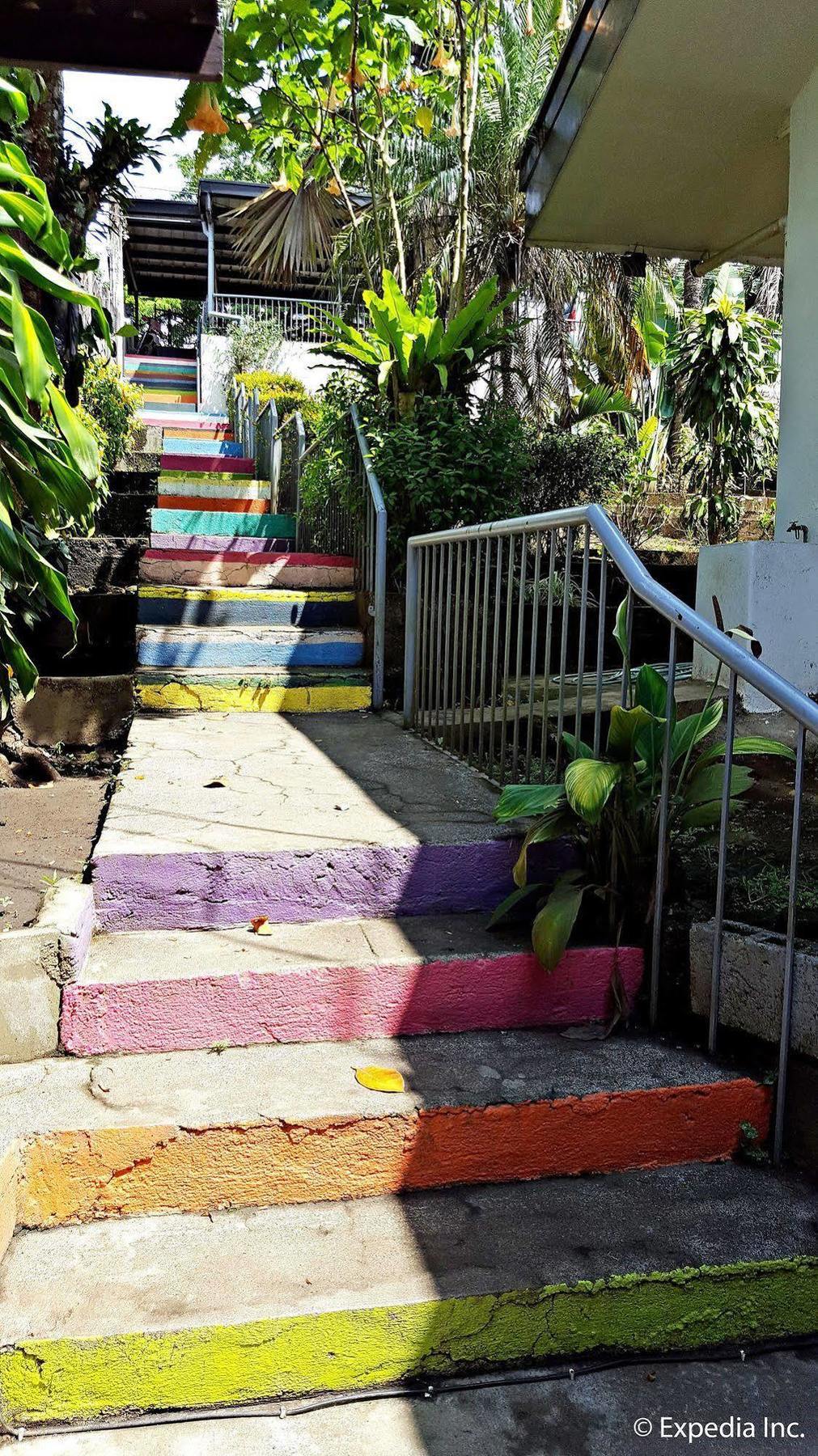 Tagaytay Garden Budgetel - City Center Tagaytay City Exterior photo